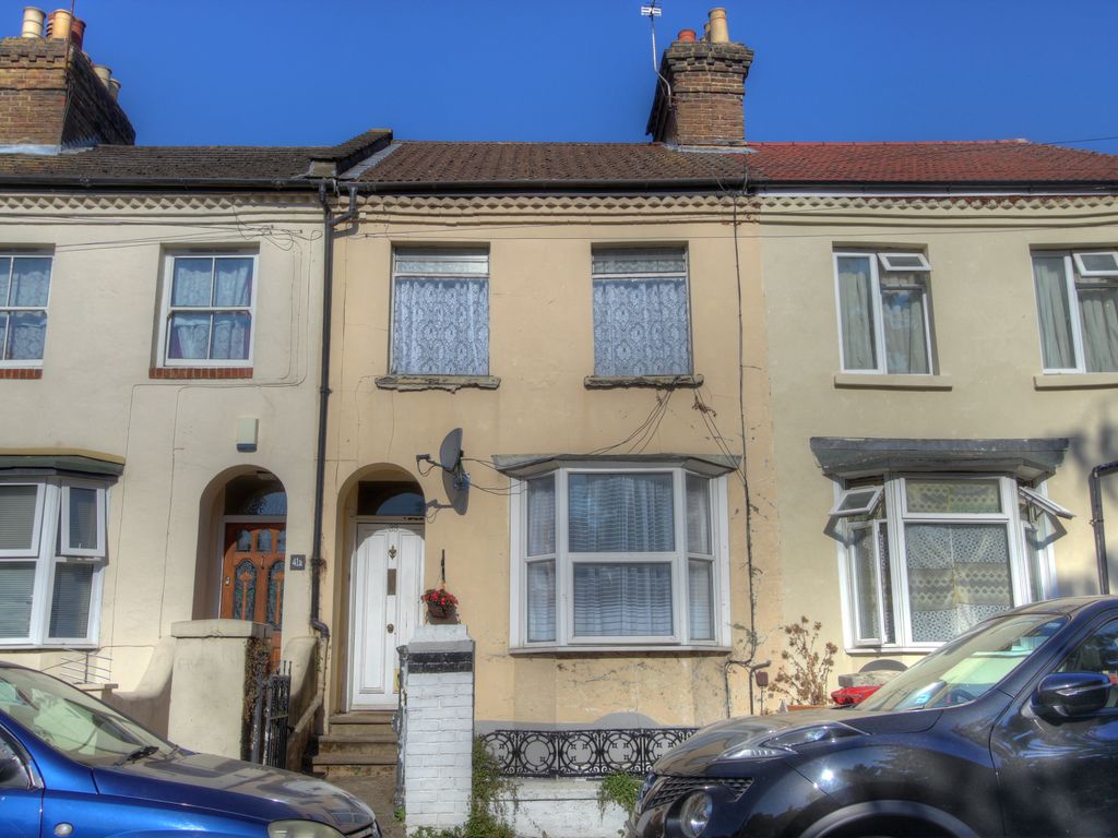 2 bed flat for sale in Hencroft Street South, Slough SL1 Zoopla