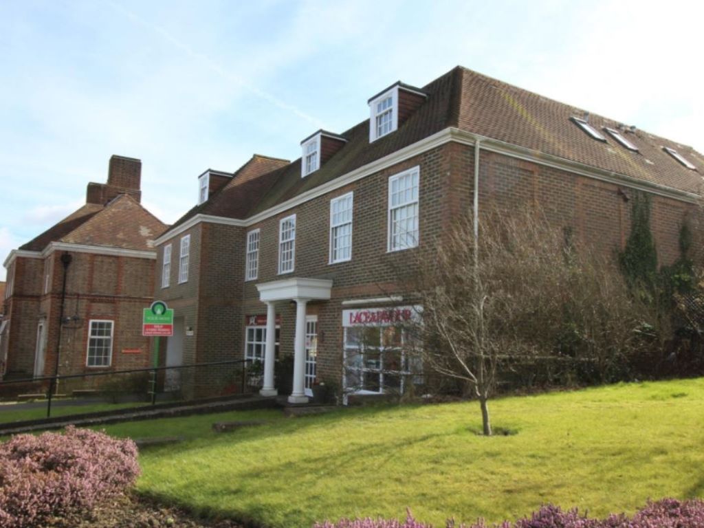 2 bed flat to rent in Beacon Road, Crowborough, East Sussex TN6 Zoopla