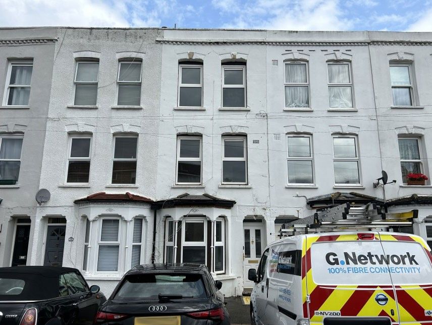 3 bed property for sale in 3 Challin Street, Penge, London SE20 Zoopla