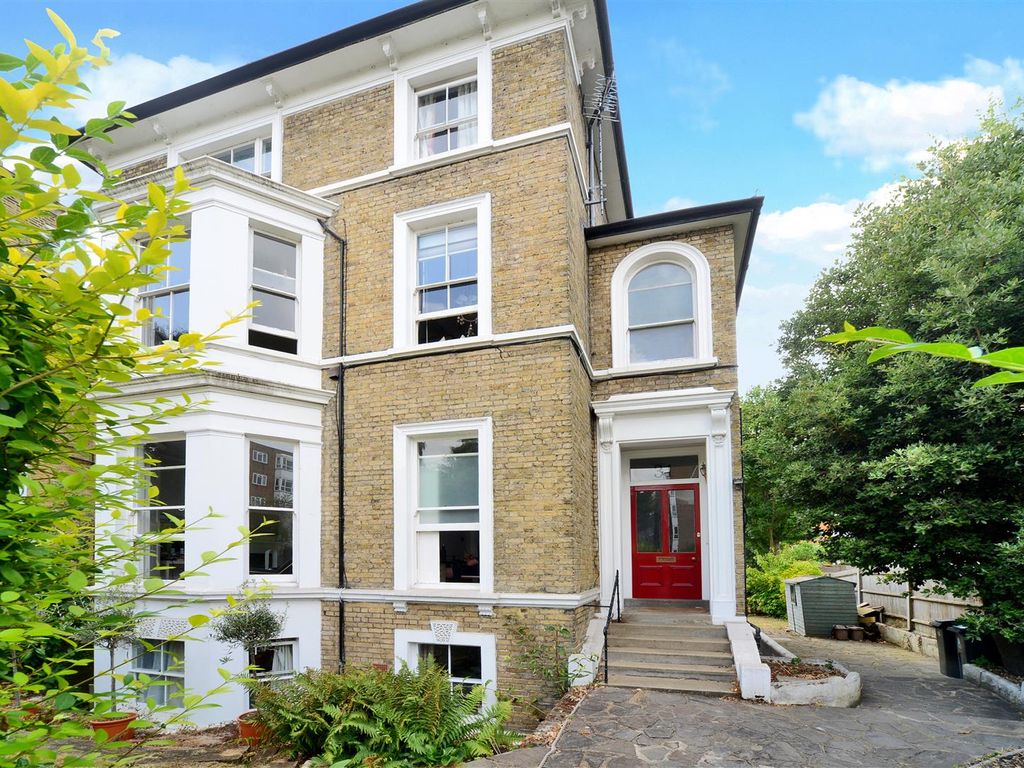 3 bed flat for sale in Adelaide Road, Surbiton KT6 Zoopla