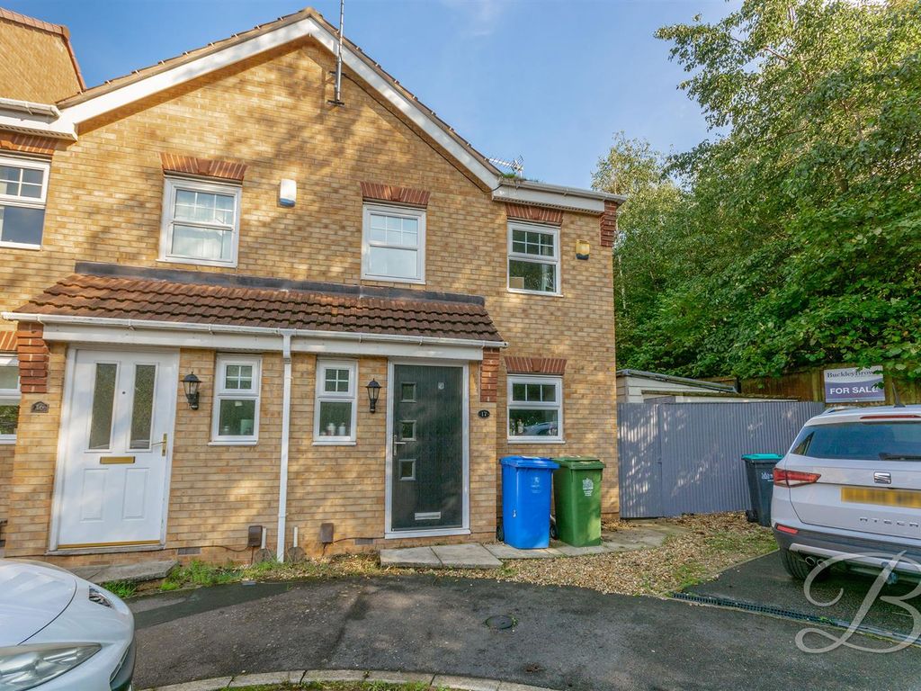 3 bed semidetached house for sale in Amethyst Gardens, Mansfield NG18