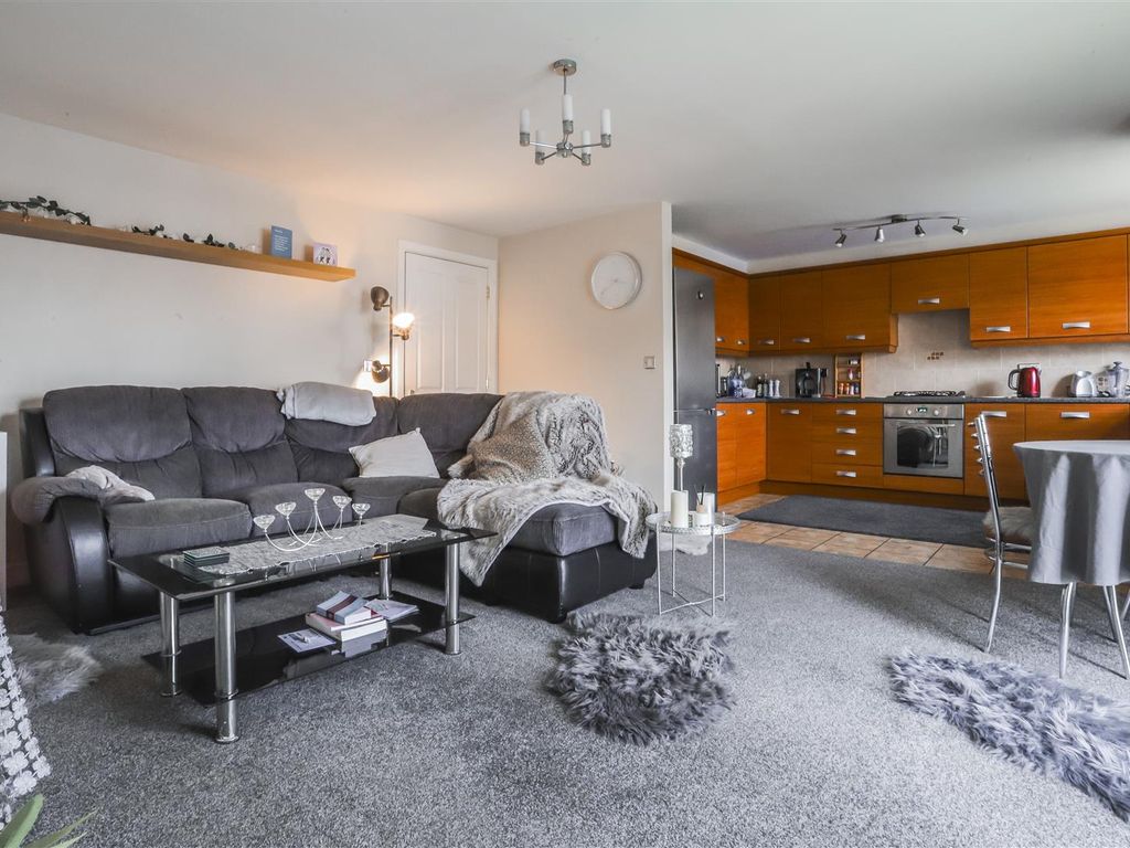 2 bed flat for sale in Tinker Brook Close, Oswaldtwistle, Accrington