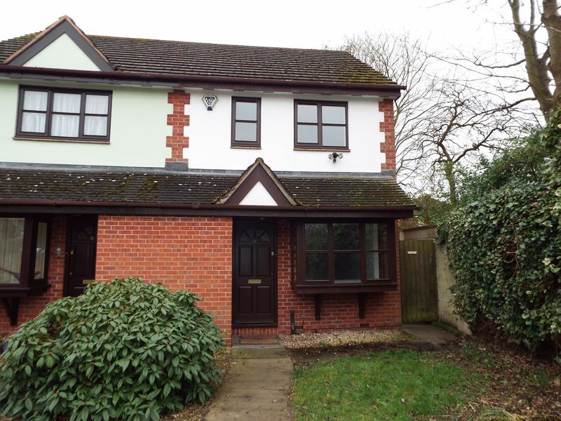 2 bed semidetached house to rent in Maple Croft (Off Taylor Road