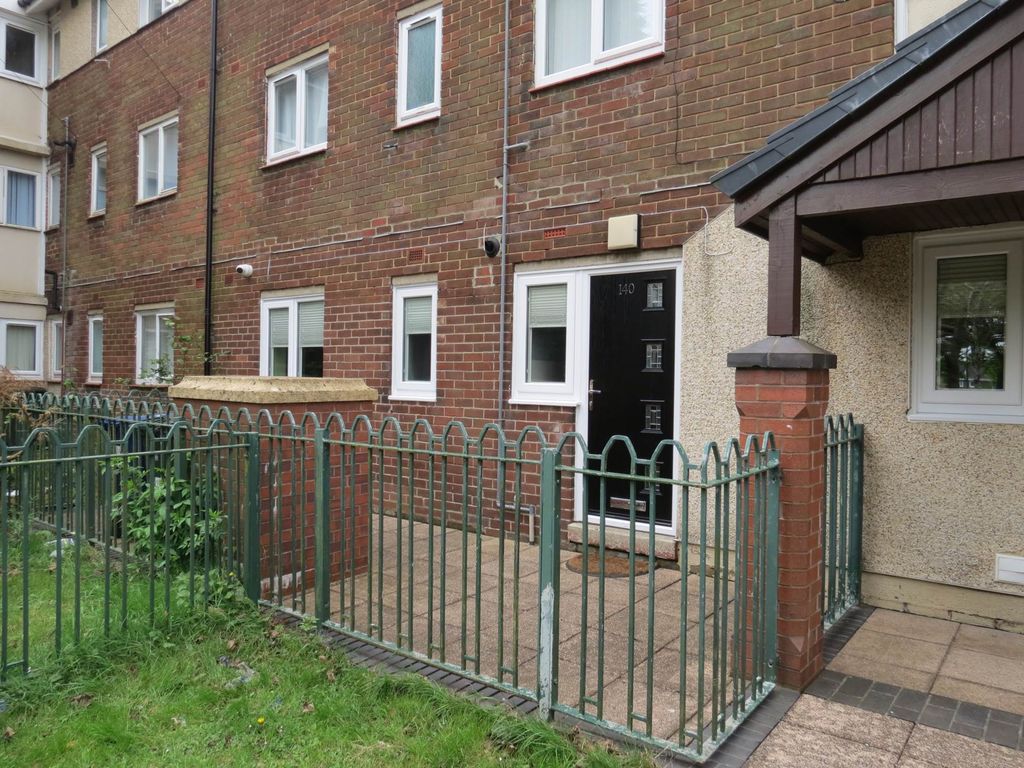 2 bed flat for sale in Etal Lane, Newbiggin Hall NE5, £80,000 Zoopla