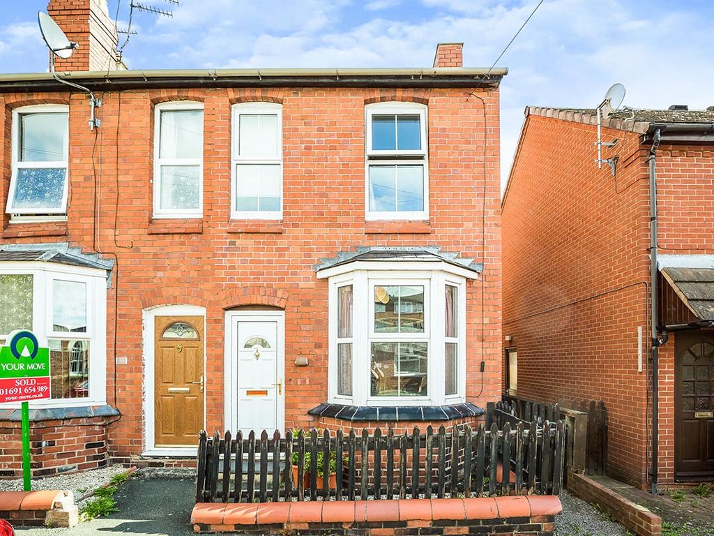 2 bed end terrace house to rent in Albert Road, Oswestry, Shropshire