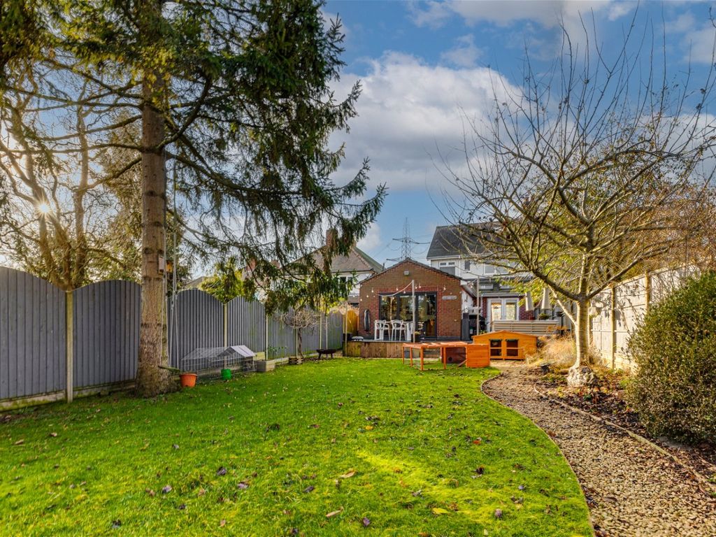 4 bed semidetached house for sale in Swithland Lane, Rothley