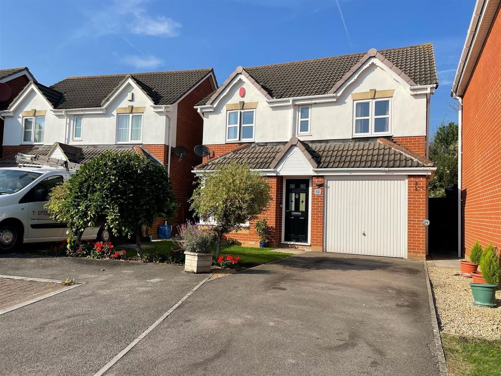 4 bed detached house for sale in Bathurst Close, BurnhamOnSea TA8