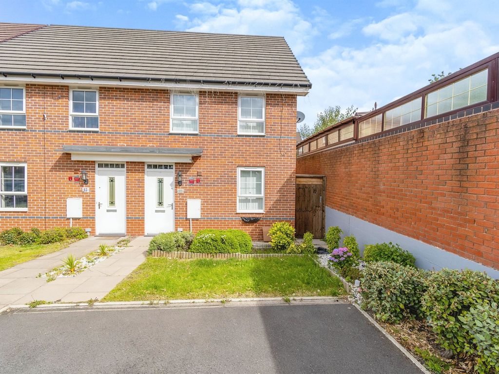 3 bed semidetached house for sale in Bright Street, Darlaston