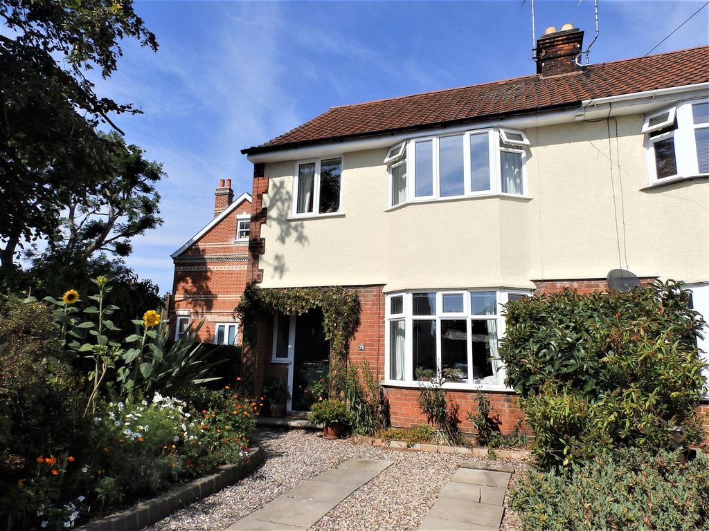 3 bed semidetached house for sale in Freehold Road, Ipswich IP4, £