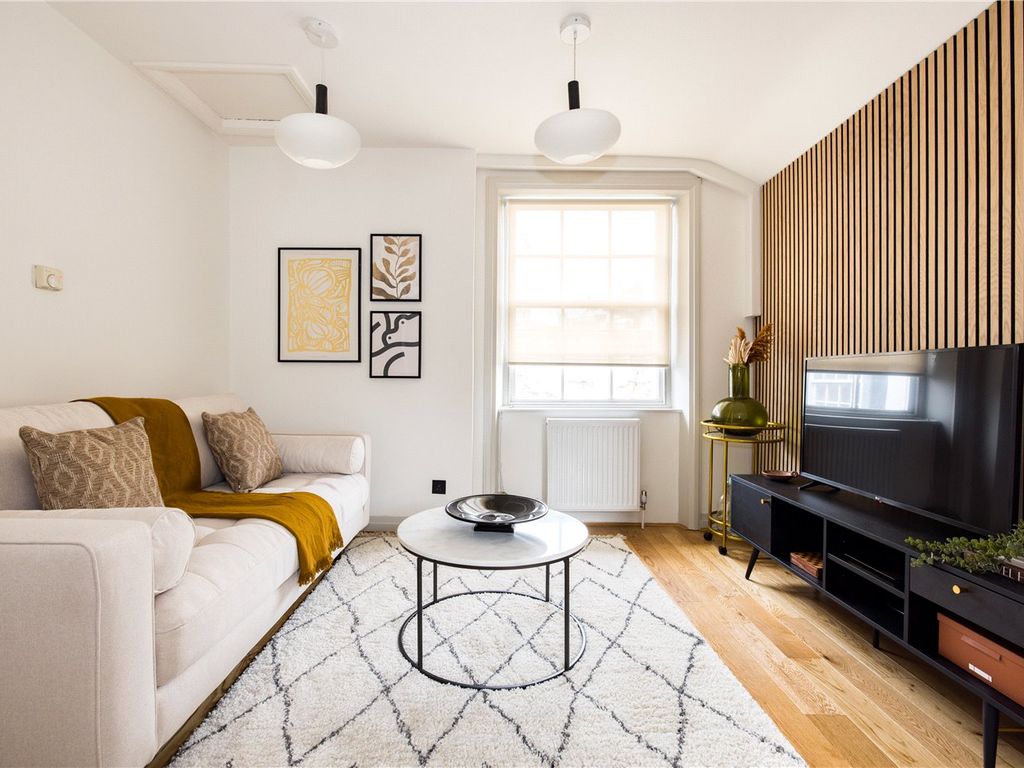 Norfolk Place, Hyde Park Estate W2  