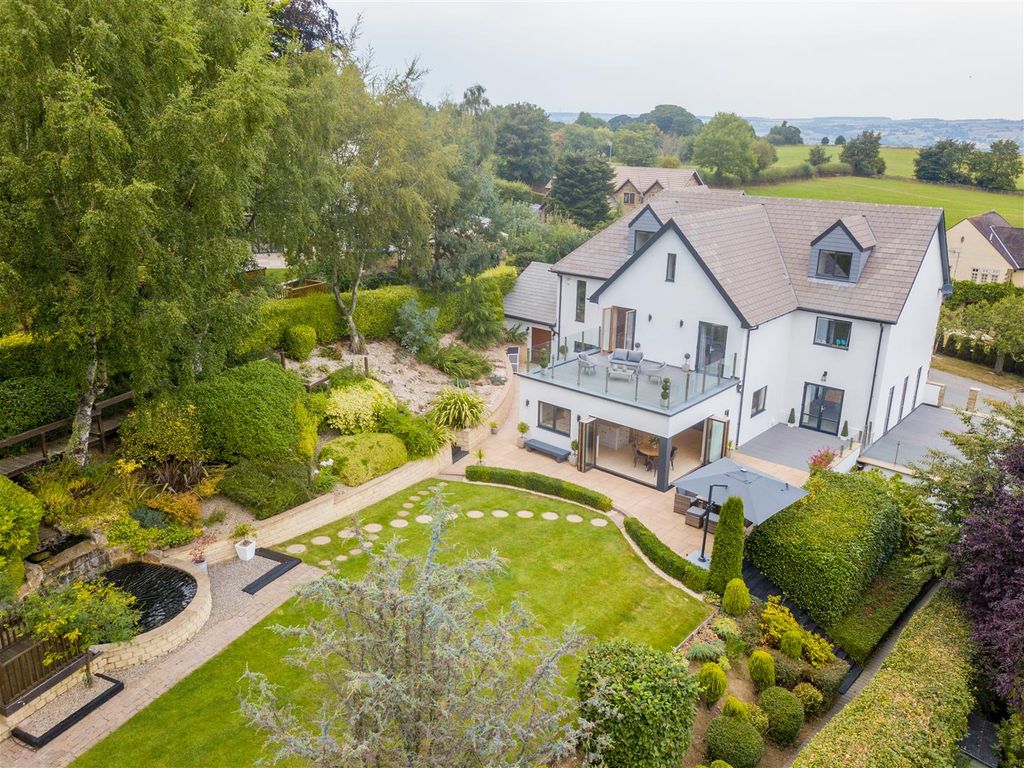 6 bed detached house for sale in Hall Drive, Bramhope, Leeds LS16 Zoopla