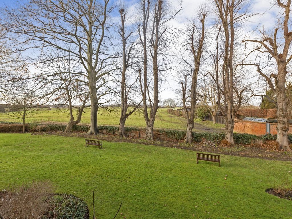 1 bed property for sale in Lawnsmead Gardens, Newport Pagnell MK16 Zoopla