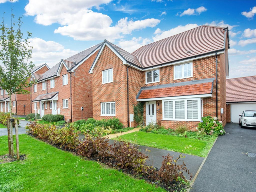 5 bed detached house for sale in Lasius Drive, Coxheath, Maidstone