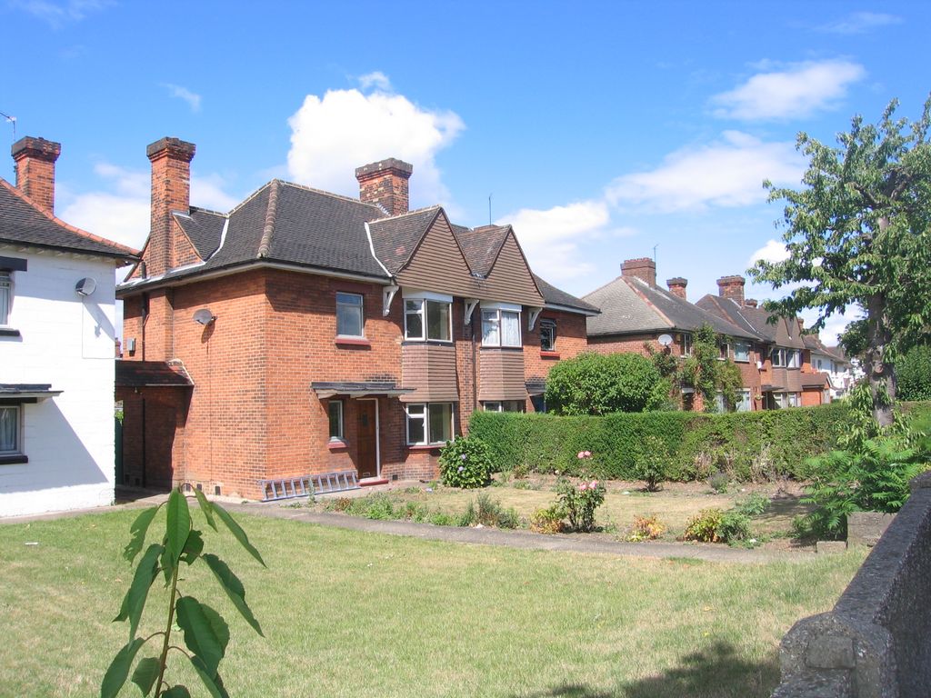 4 bed property to rent in Old Oak Road, London W3 Zoopla