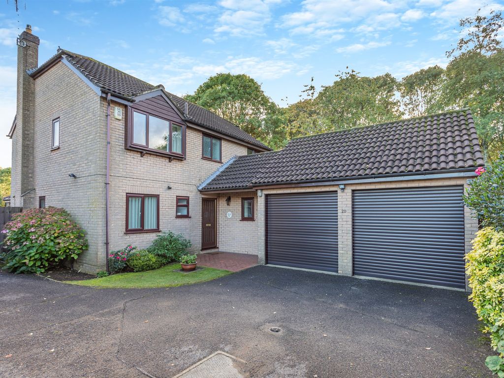 4 bed detached house for sale in Haywardsfield, Longthorpe