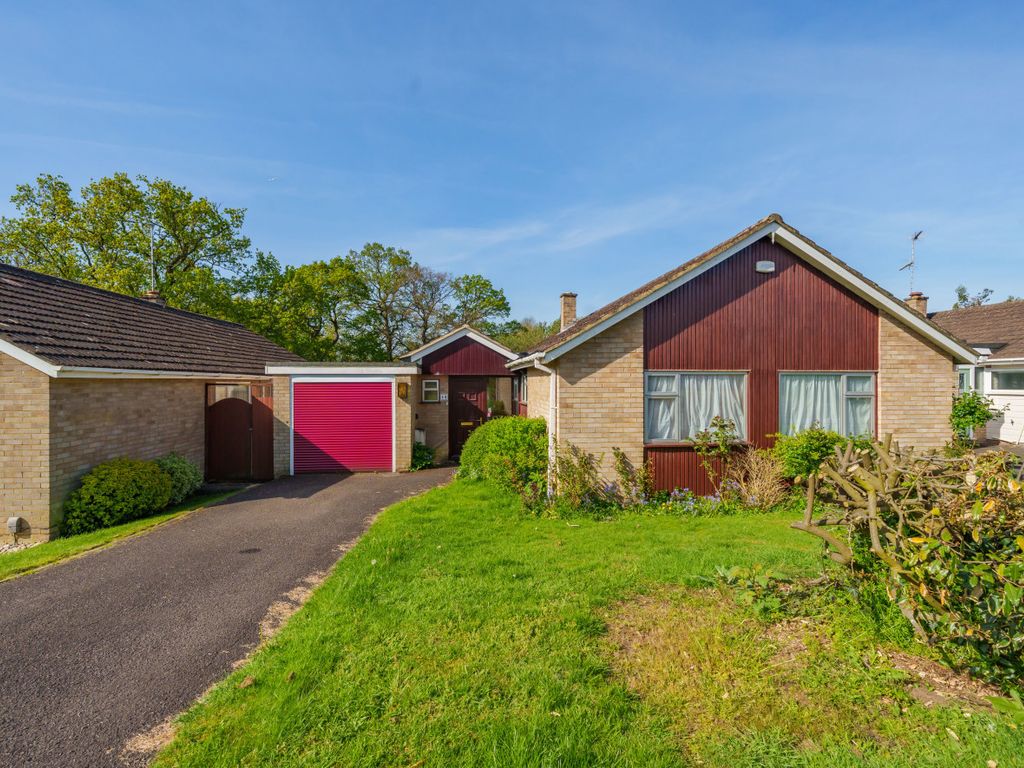 3 bed bungalow for sale in Arthur Road, Wokingham, Berkshire RG41 Zoopla