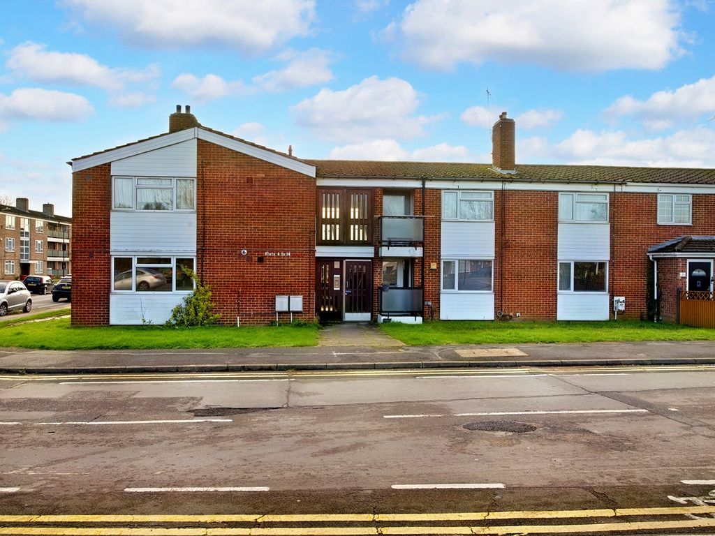 2 bed flat for sale in Maryside, Slough SL3 Zoopla