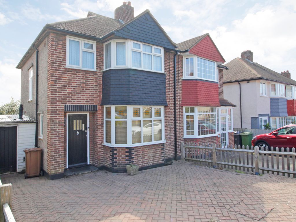 3 bed semidetached house for sale in Oldstead Road, Bromley BR1, £