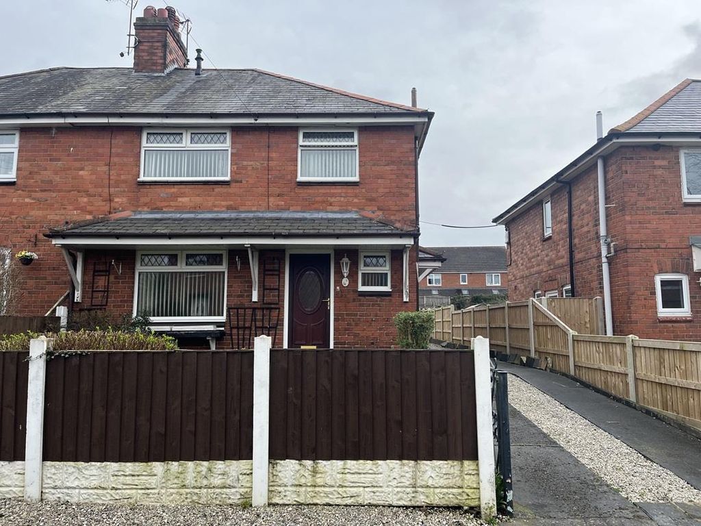 3 bed semidetached house for sale in Ffordd Y Gaer, Bradley, Wrexham