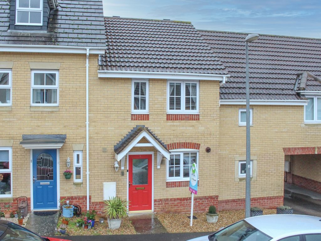 2 bed terraced house for sale in Claridge Close, Leighton Buzzard LU7