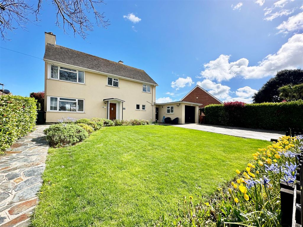 4 bed detached house for sale in Northfields Lane, Furzeham, Brixham