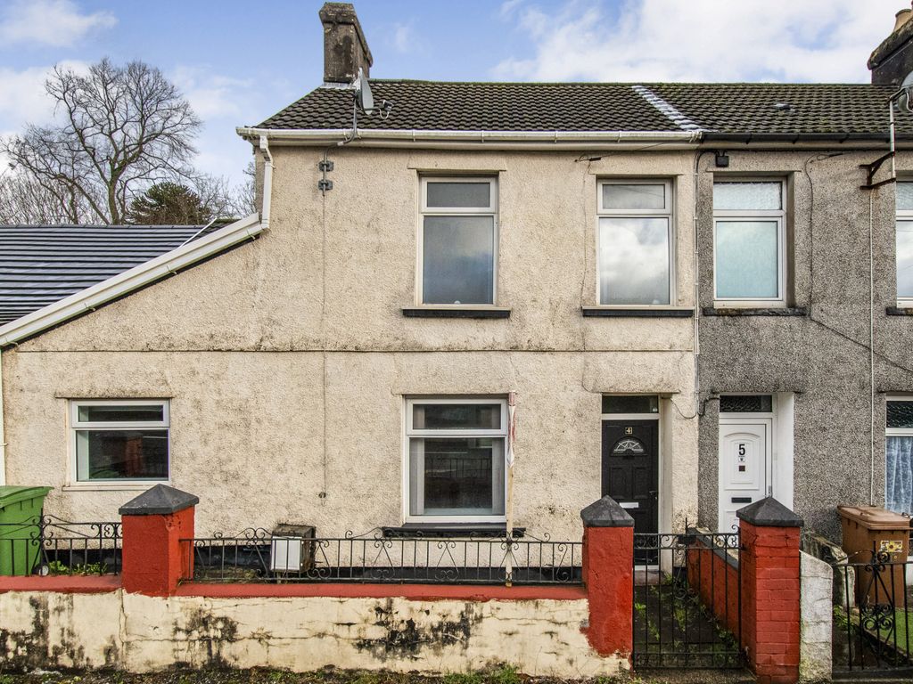 3 bed end terrace house for sale in Station Place, Trecynon, Aberdare