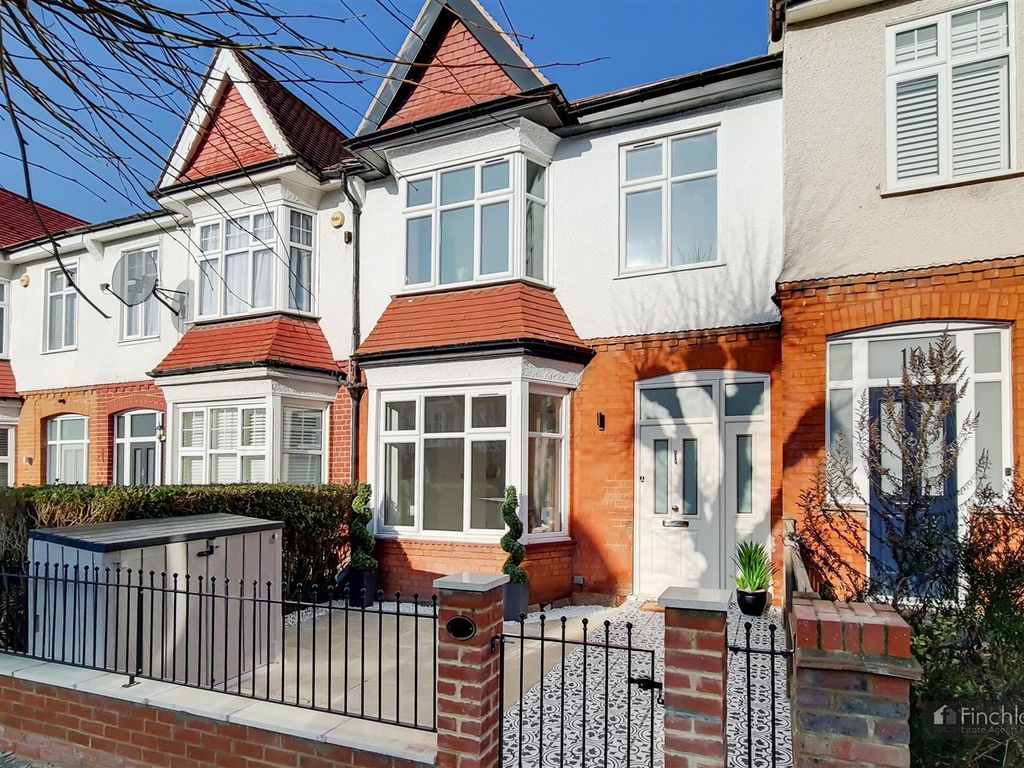 Highwood Avenue, North Finchley N12  