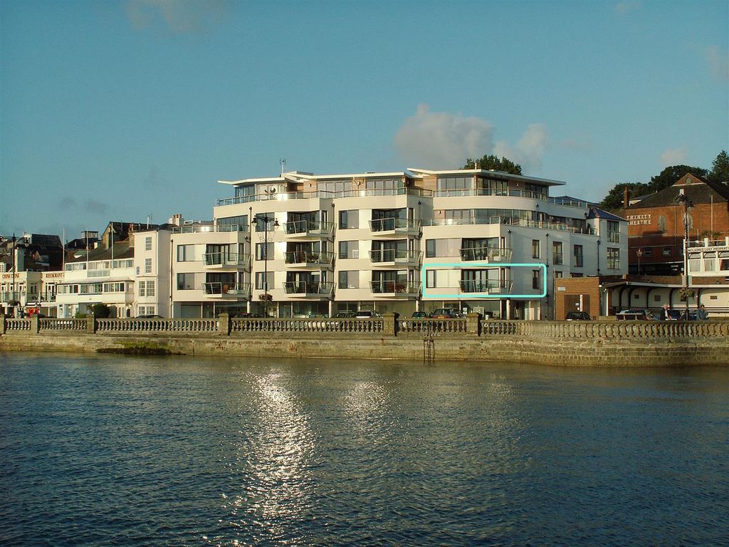 2 bed flat for sale in The Parade, Cowes PO31 Zoopla