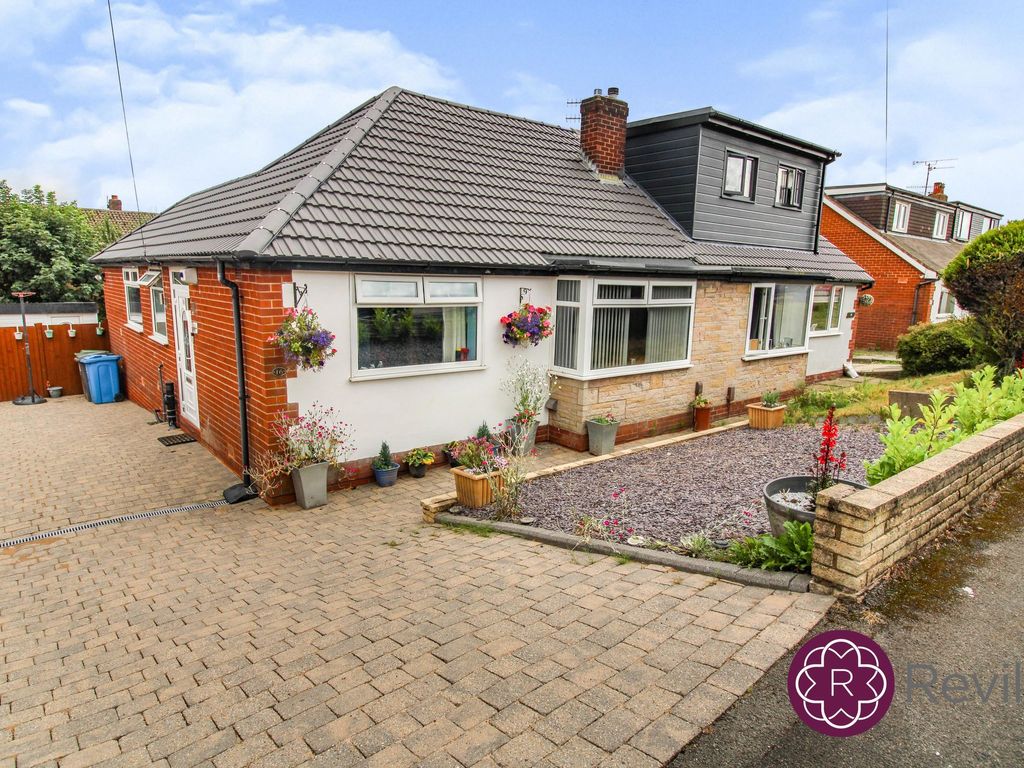 3 bed semidetached house for sale in Hawkshead Road, Shaw OL2 Zoopla