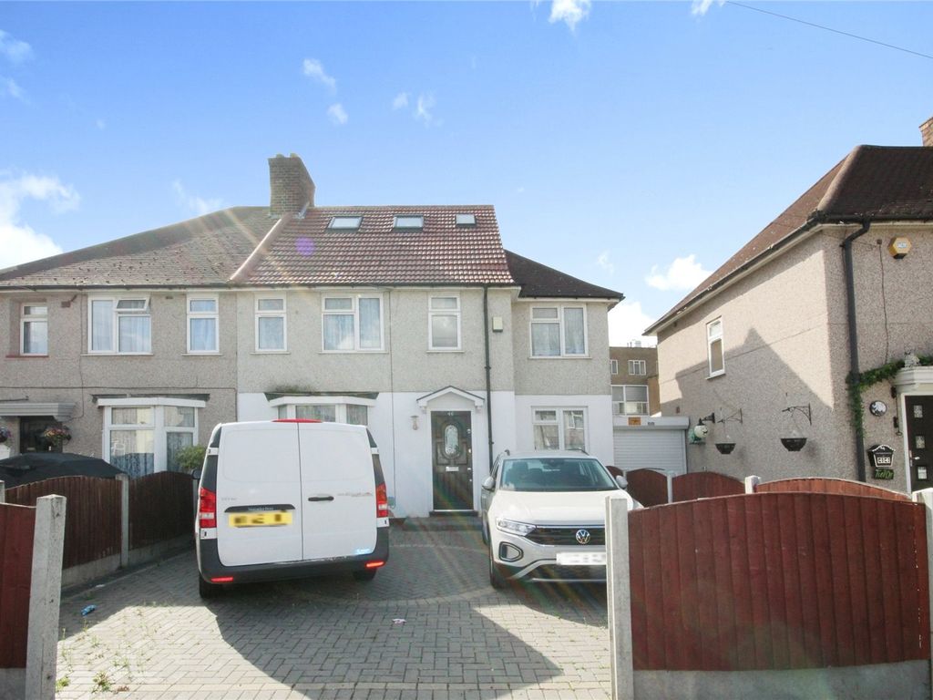 6 bed semidetached house to rent in Reede Road, Dagenham RM10, £3,500