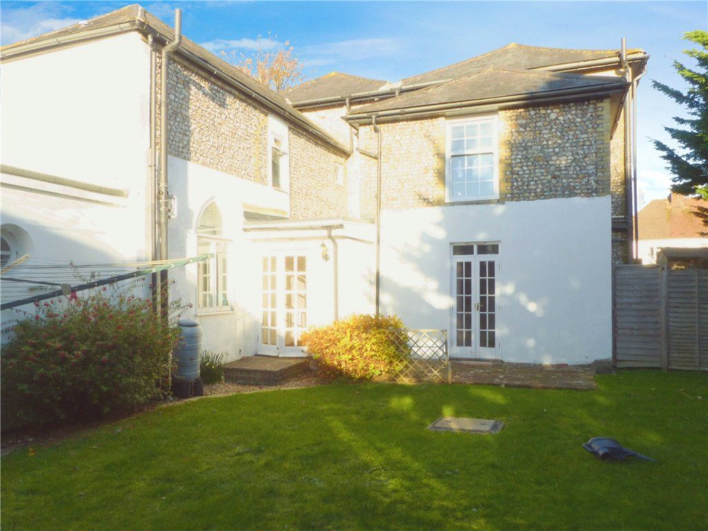 1 bed flat for sale in St. Pauls Road, Chichester, West Sussex PO19, £