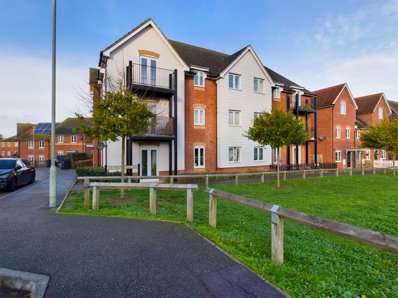 2 bed flat to rent in 6 Weyman Terrace, Herne Bay, Kent CT6, £1,000 pcm