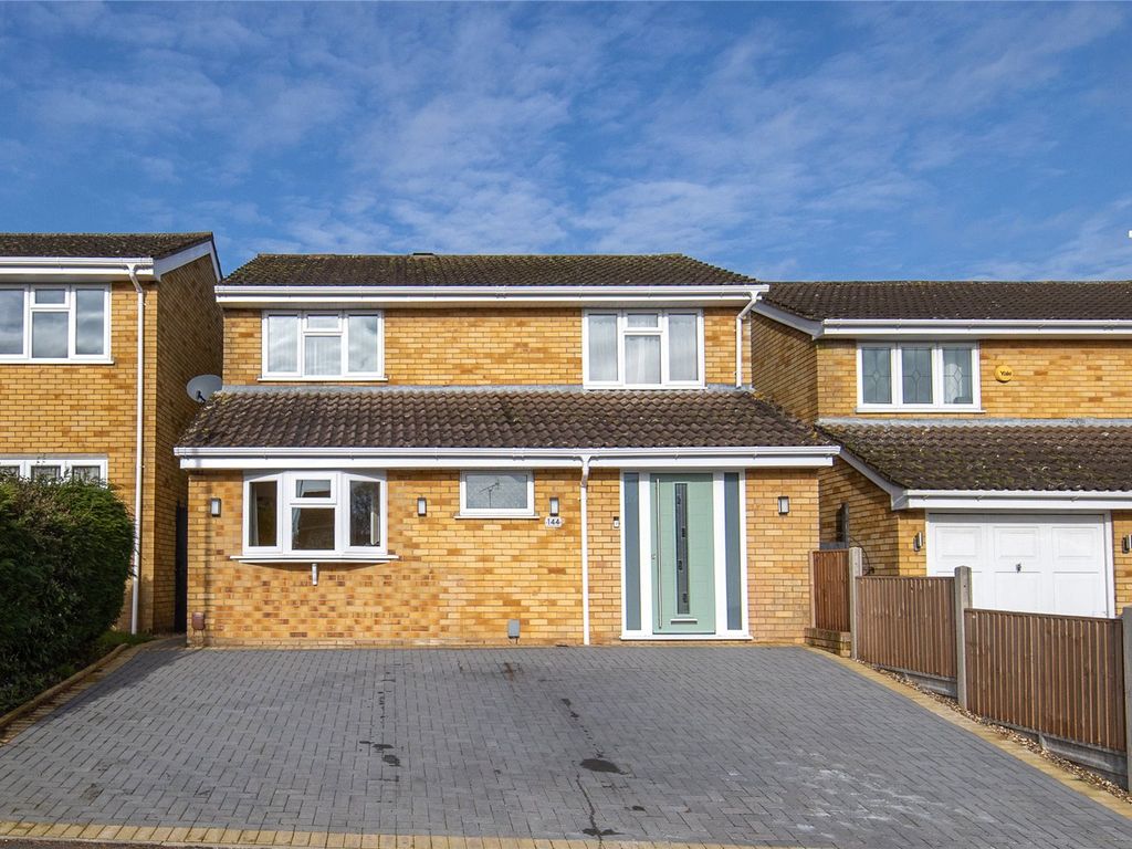 5 bed detached house for sale in Buckingham Drive, Luton, Bedfordshire LU2, £465,000 Zoopla
