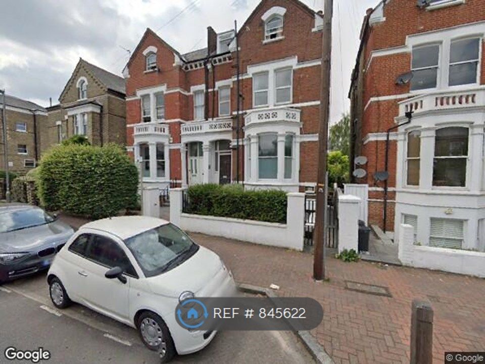 1 bed flat to rent in Oxford Road, London SW15, £2,100 pcm Zoopla