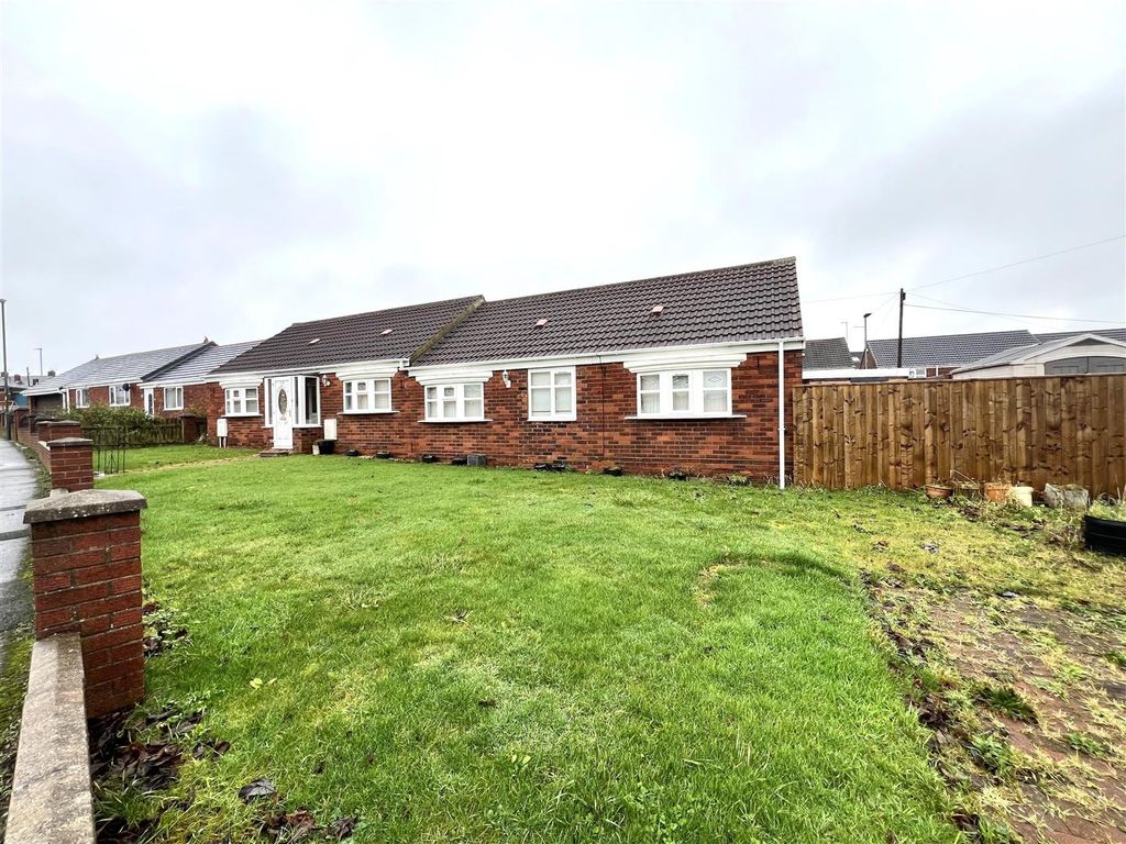 3 bed detached bungalow for sale in Penzance Court, Murton, Seaham SR7