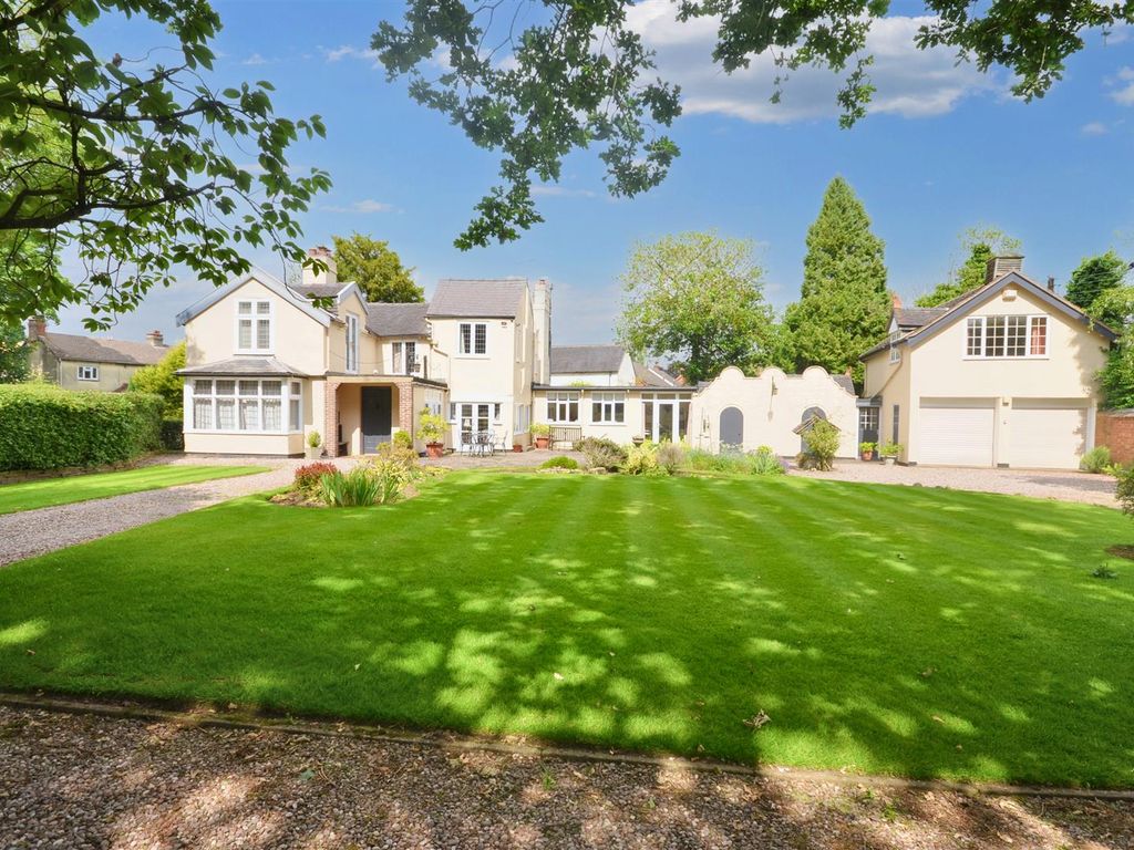 4 bed detached house for sale in Longton Road, Barlaston, StokeOn