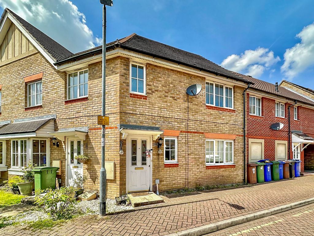 2 bed for sale in Plymouth Road, Chafford Hundred, Grays