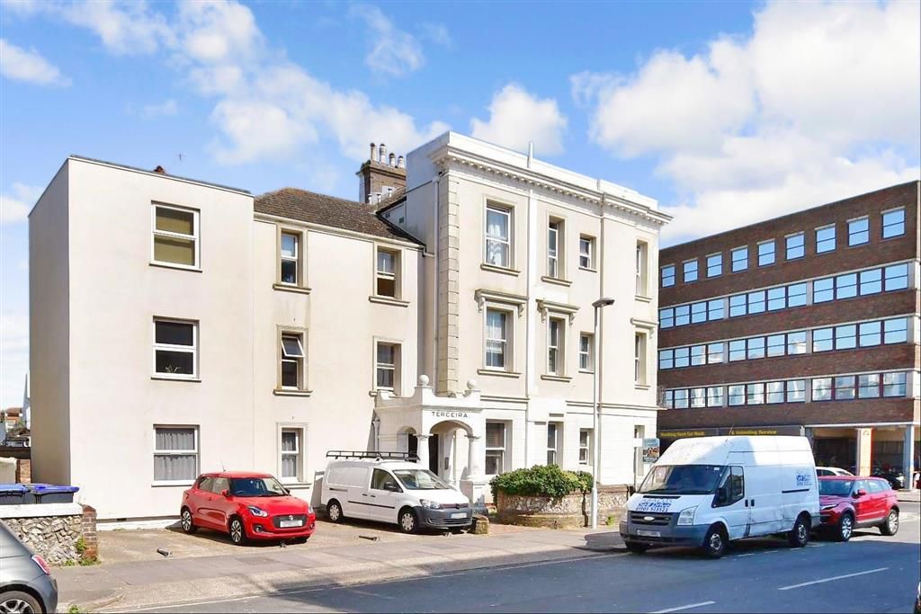1 bed flat for sale in Brighton Road, Lancing, West Sussex BN11 Zoopla
