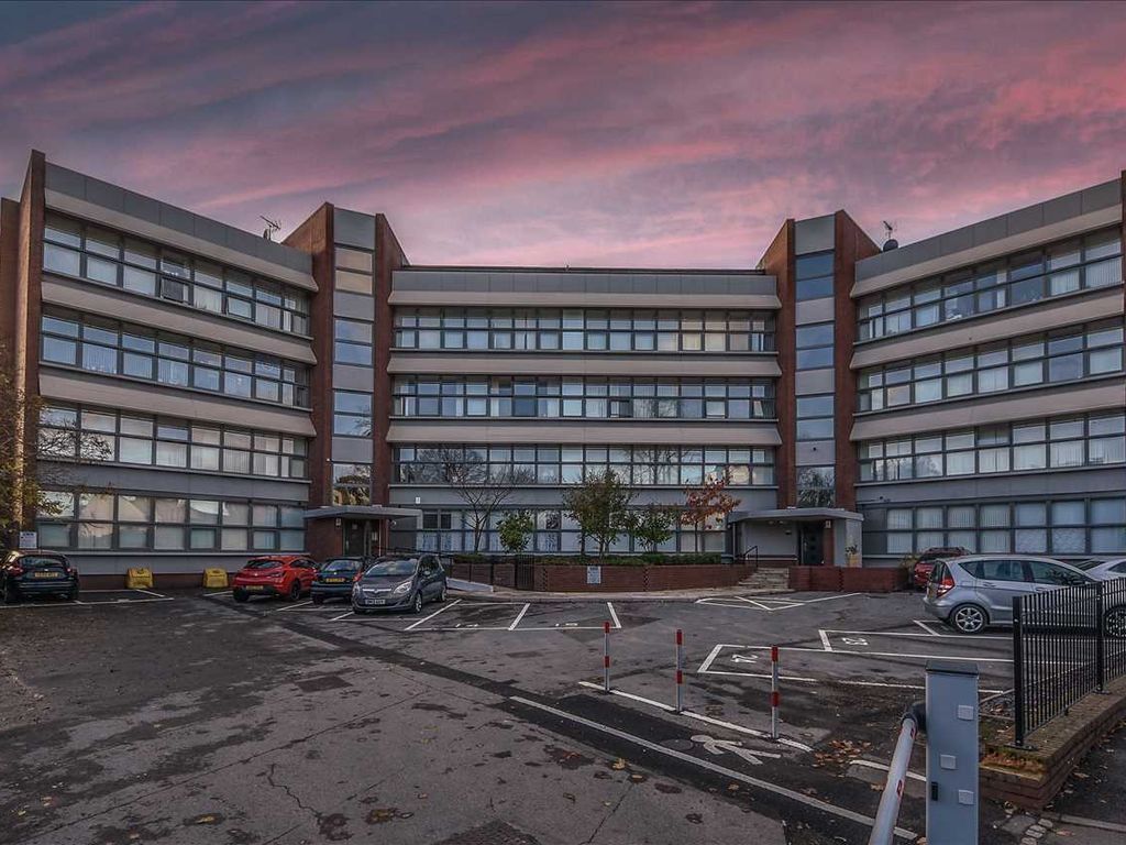 Avon House, Tithe Barn Road, Wellingborough NN8