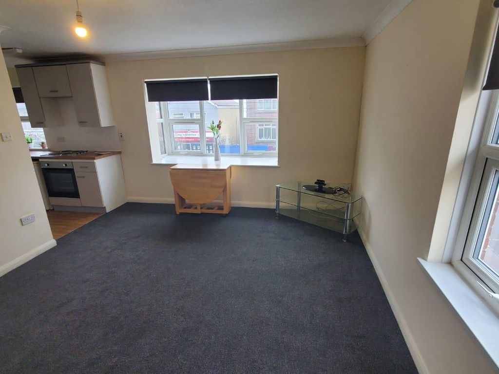 1 bed flat to rent in Queens Court, Queens Road, Slough SL1 Zoopla