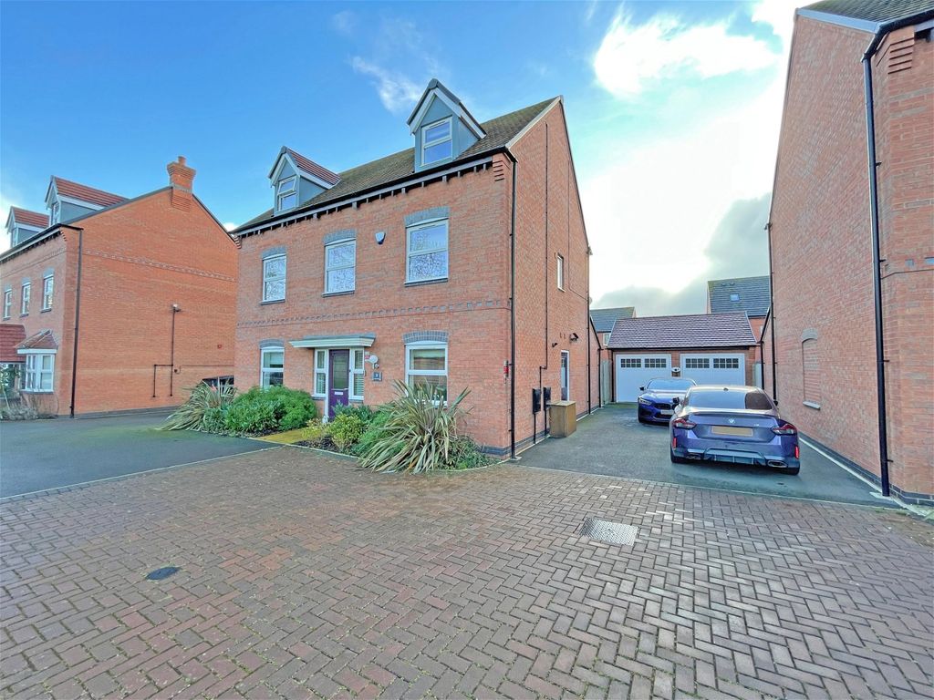 5 bed detached house for sale in Elborow Way, Cawston, Rugby CV22 Zoopla