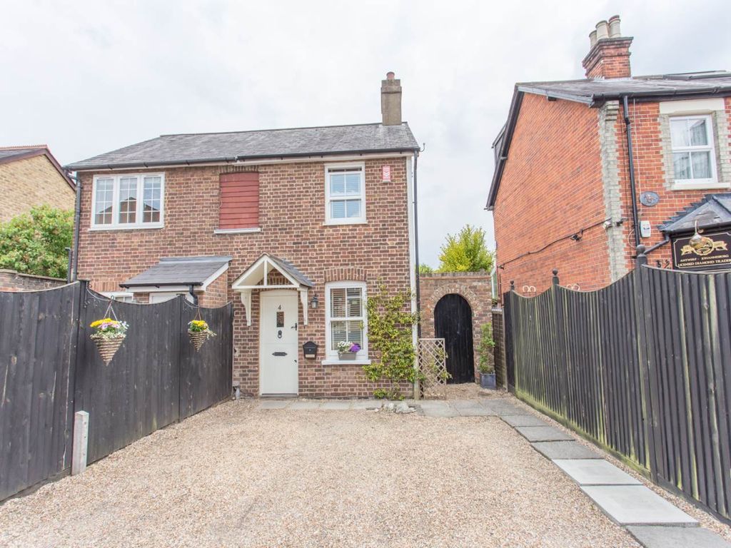 2 bed cottage to rent in Course Road, Ascot, Berkshire SL5 Zoopla