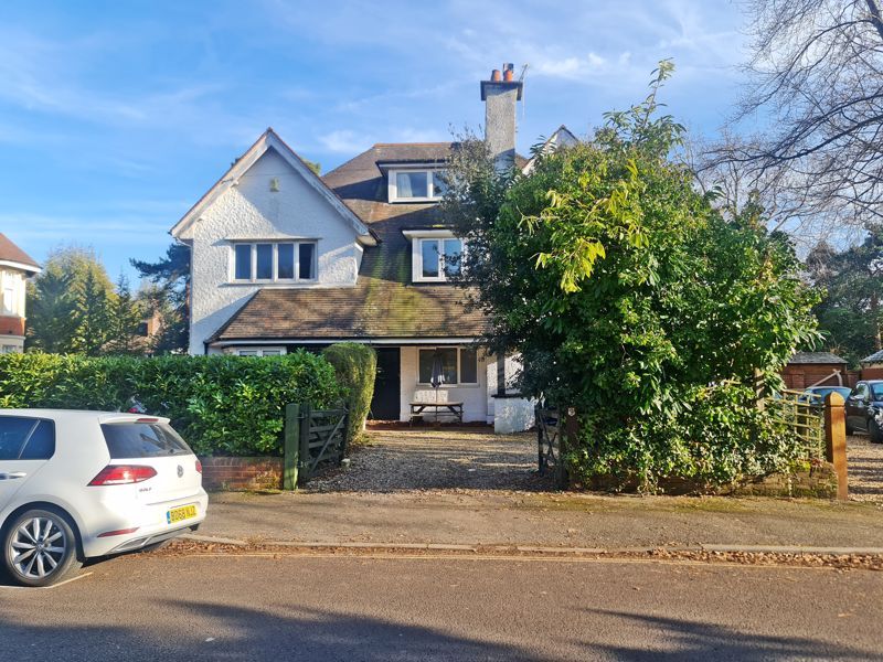 3 bed flat for sale in St. Anthonys Road, Bournemouth BH2 Zoopla