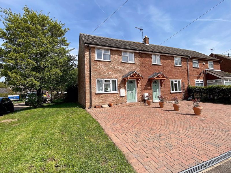 2 bed end terrace house for sale in Union Lane, Oulton Village