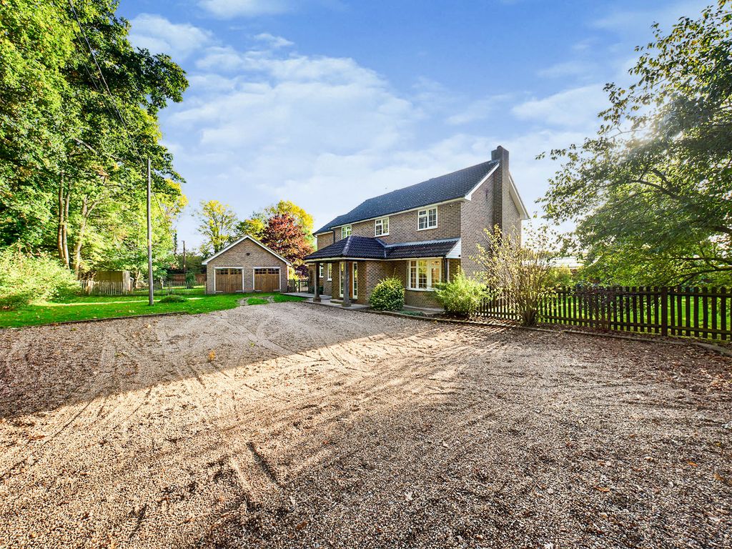 3 bed detached house for sale in Loxwood Road, Rudgwick, Horsham RH12