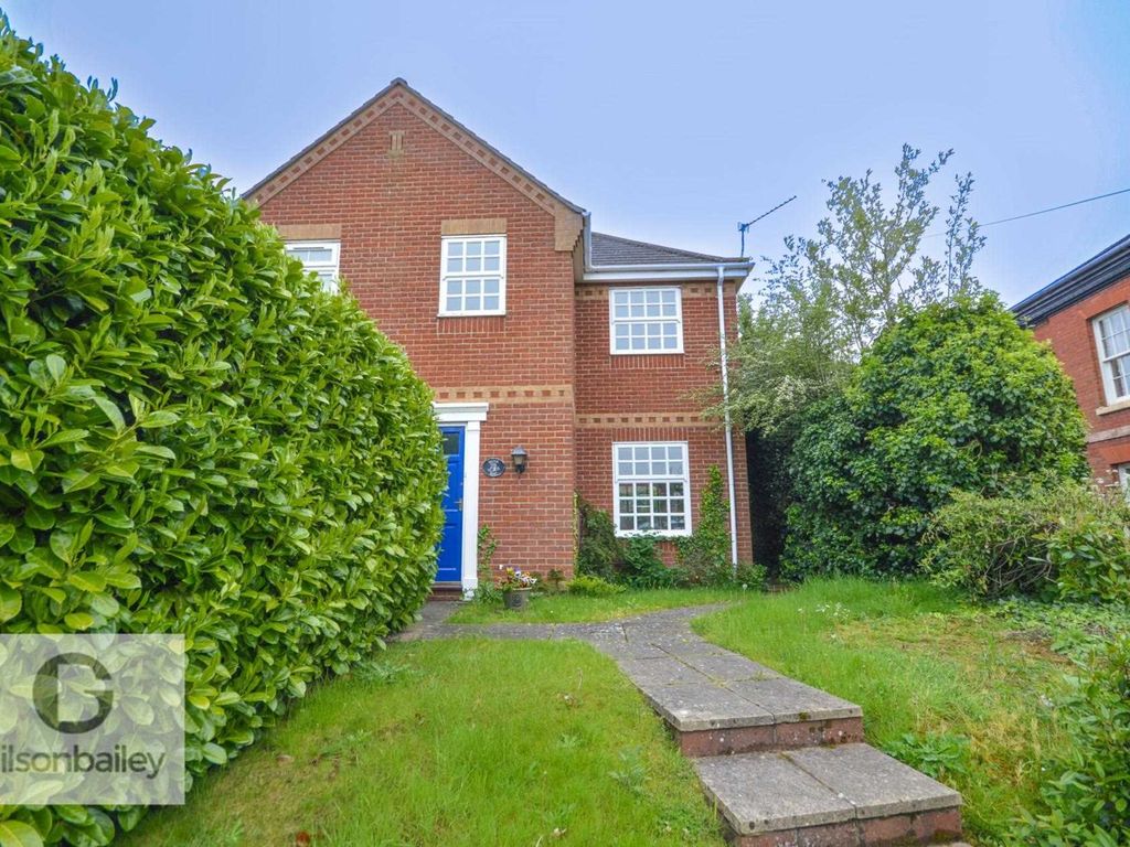 3 bed semidetached house for sale in Reedham Road, Acle NR13 Zoopla