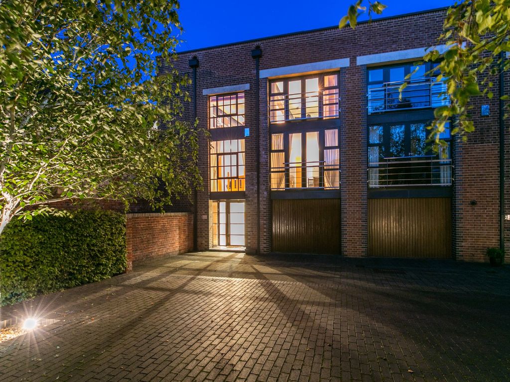 The Drill Hall, Hyde Close, Hyde, Winchester SO23  