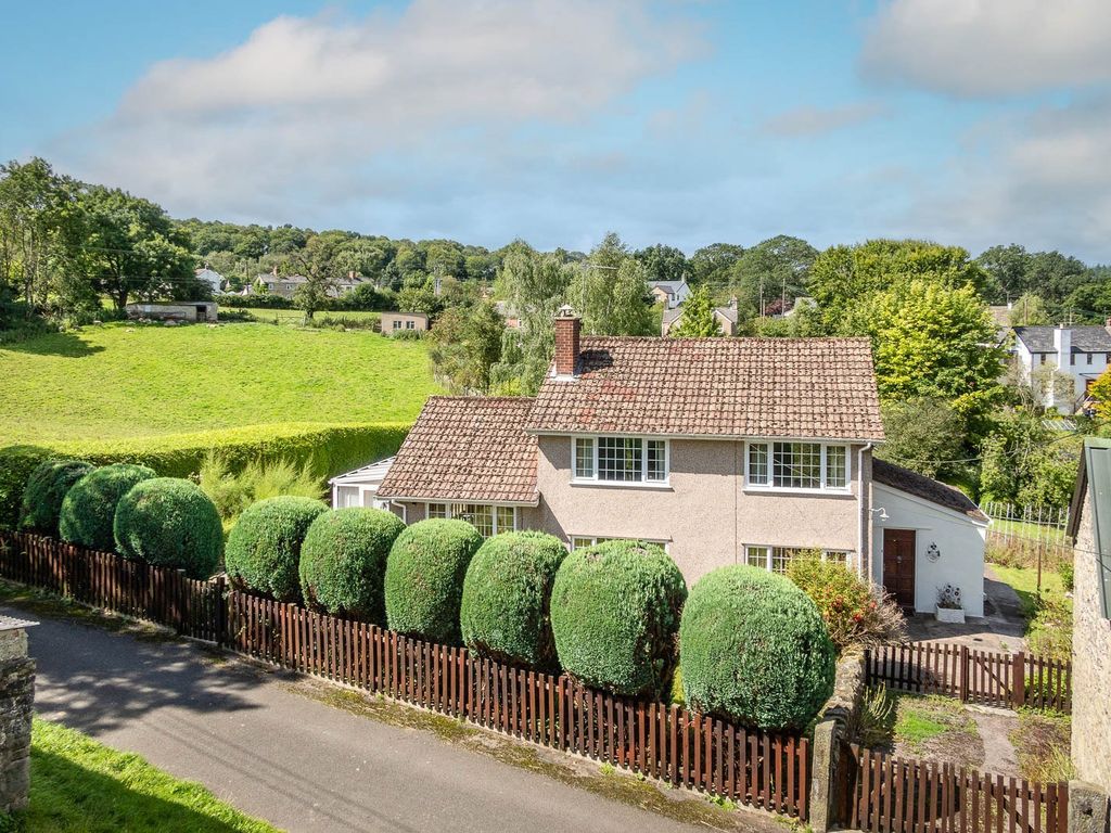3 bed detached house for sale in Meadow Cottage, Woodland Road, Mill