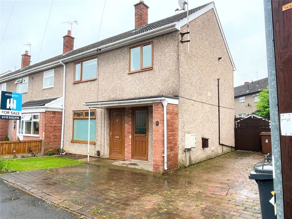 3 bed end terrace house for sale in Bunting Close, Kirk Hallam
