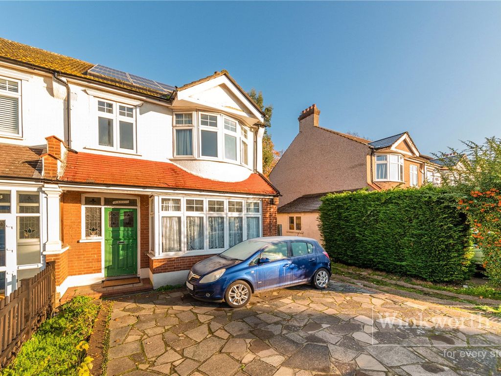 3 bed end terrace house for sale in Upper Elmers End Road, Beckenham